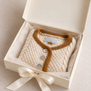 Geschenkbox mit Schleife