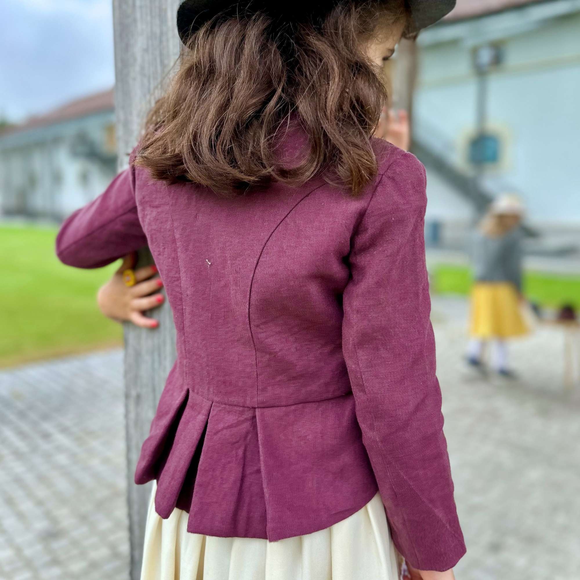 Trachtenjacke Aubergine (PreLoved-122/128)