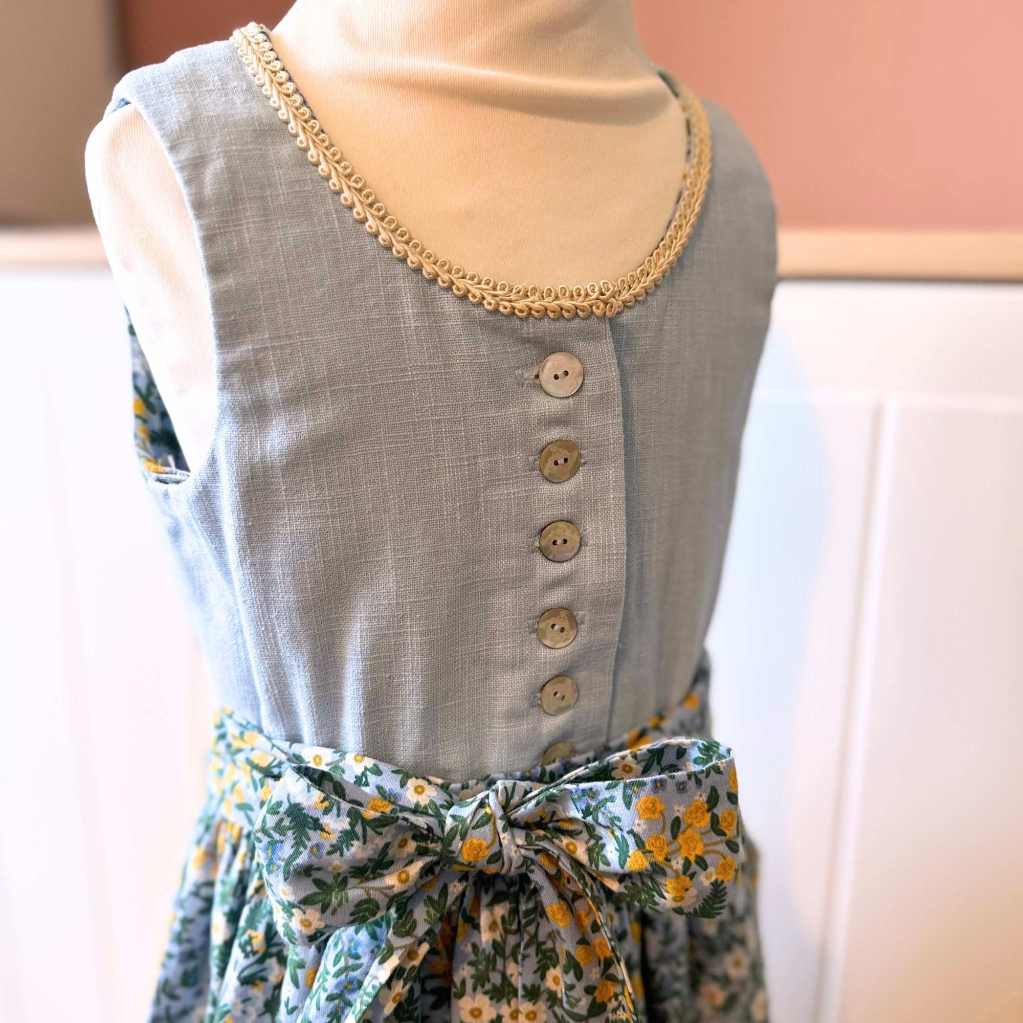 Dirndl hellblau (PreLoved-98/104)